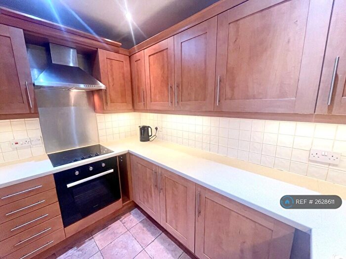 2 Bedroom Flat To Rent In Edward Street, Nuneaton, CV11