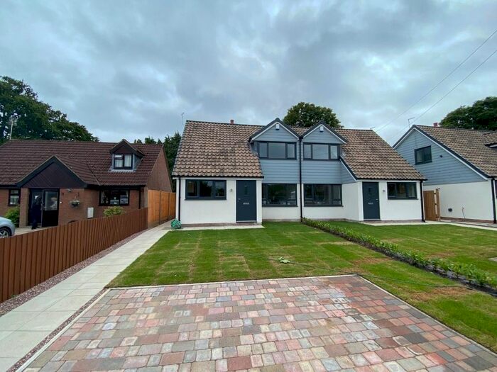 2 Bedroom Semi-Detached House To Rent In Downing Close, Knowle, Solihull B93