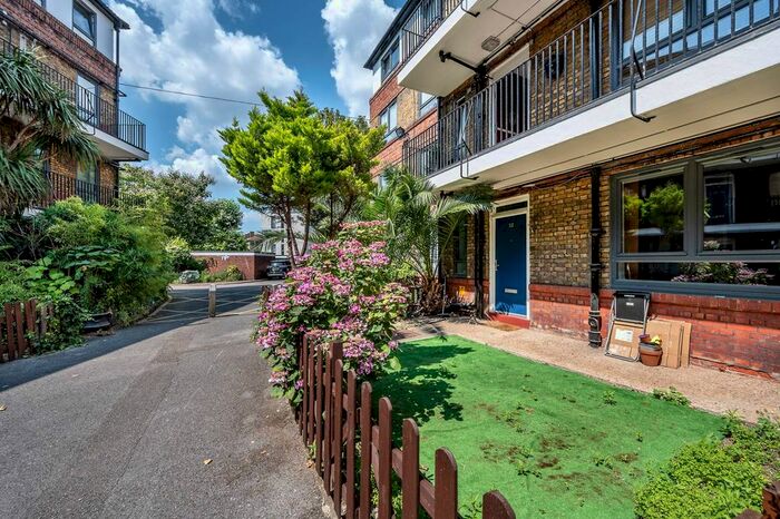 1 Bedroom Flat To Rent In Weston Street, Borough, London, SE1