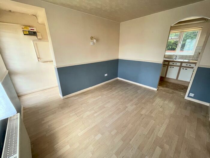 1 Bedroom Maisonette To Rent In Swindon, Wiltshire, SN25
