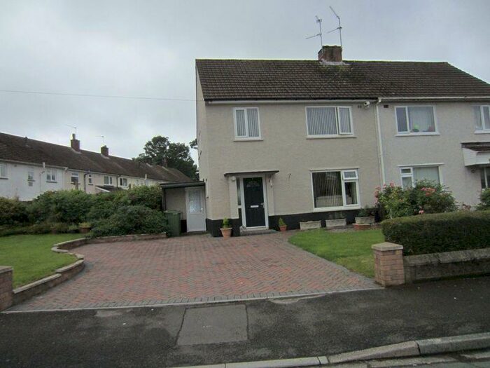 3 Bedroom Semi-Detached House To Rent In Whitland Close Fairwater Cardiff, CF5