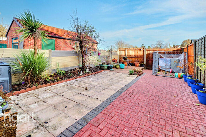 3 Bedroom Terraced House For Sale In Vicarage Road, Mickleover, DE3