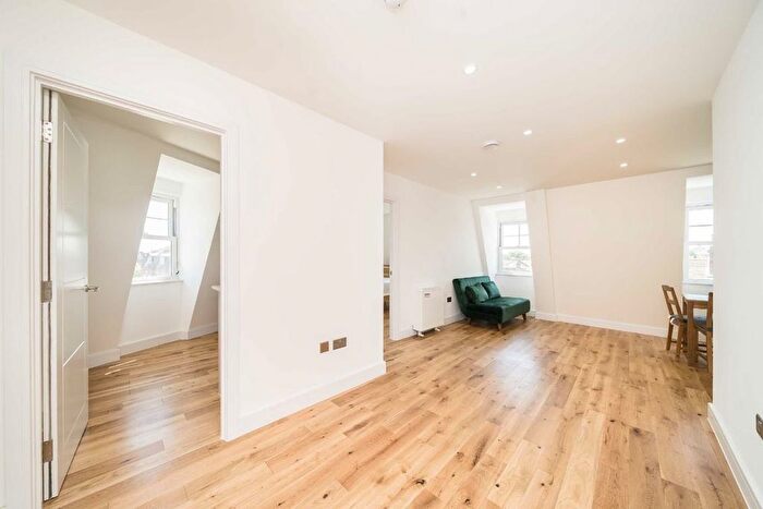 2 Bedroom Flat To Rent In Haydons Road, Haydon's Road, SW19