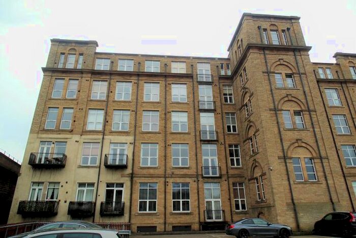 1 Bedroom Flat To Rent In Apt 32 Sprinkwell Mill, 1 Bradford Road, Dewsbury WF13