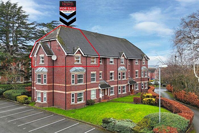 2 Bedroom Apartment For Sale In Westholme Close, Congleton, CW12