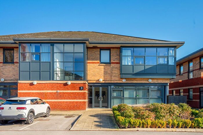1 Bedroom Flat For Sale In Aviator Court, York, YO30