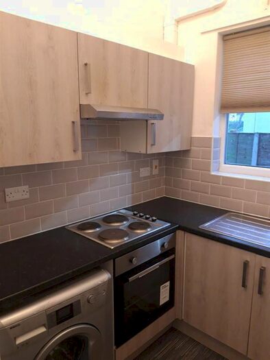 Studio To Rent In Bennett Road, Crumpsall, Manchester M8