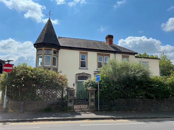 2 Bedroom Detached House To Rent In South Road, Kingswood, Bristol, BS15