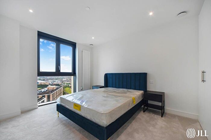 1 Bedroom Flat To Rent In Durban Road, London, E15