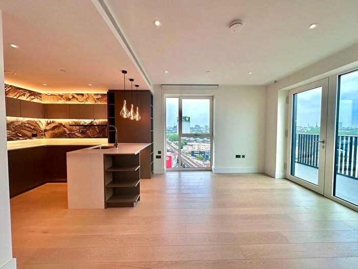 2 Bedroom Flat To Rent In Cascade Way, London, W12