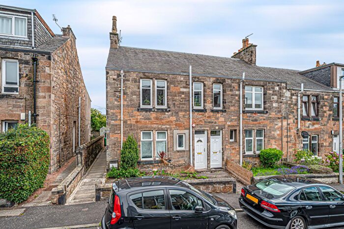 2 Bedroom Flat For Sale In Octavia Street, Kirkcaldy, KY2