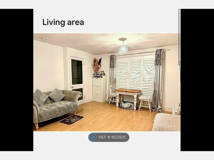 Studio To Rent In Marley Court, Broxbourne, EN10