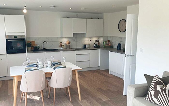 2 Bedroom Flat For Sale In Bullockstone Road, Herne Bay, CT6