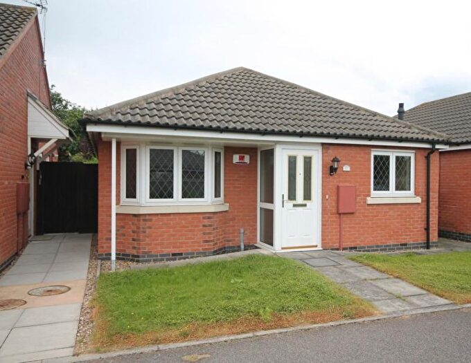 2 Bedroom Bungalow To Rent In Shenton Close, Thurmaston, Leicester, LE4