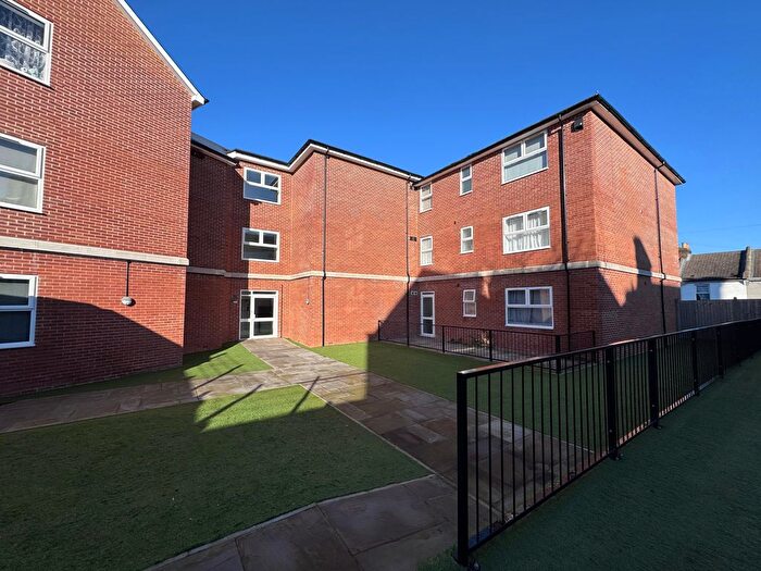 2 Bedroom Flat To Rent In Elysium House, Redvers Road, Chatham, ME4