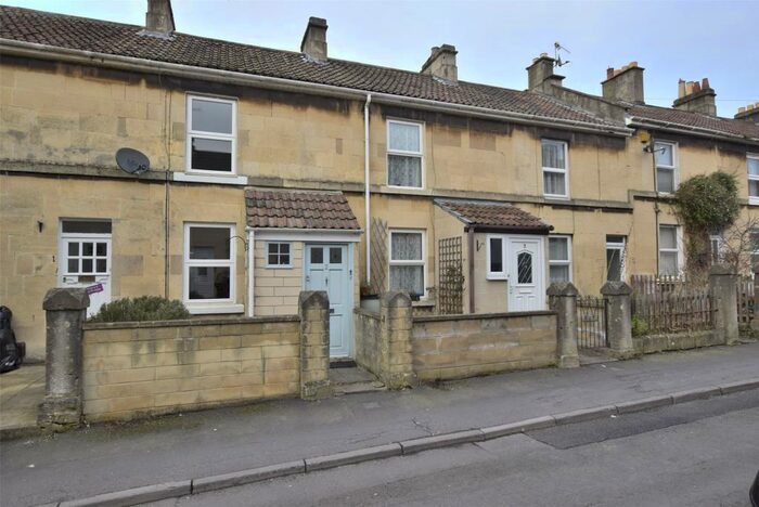 2 Bedroom Terraced House To Rent In South View Road, Bath, Somerset, BA2