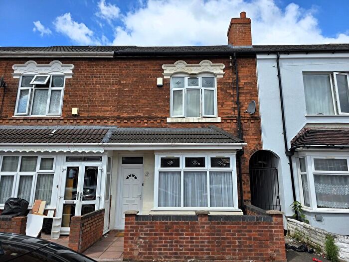 3 Bedroom Terraced House For Sale In Davey Road, Perry Barr, Birmingham, B20