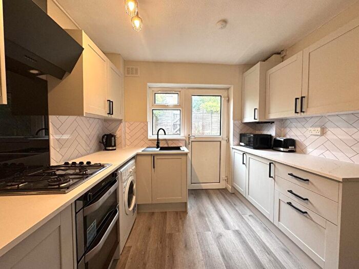 3 Bedroom House To Rent In Fladbury Crescent (D), Selly Oak, Birmingham, West Midlands, B29