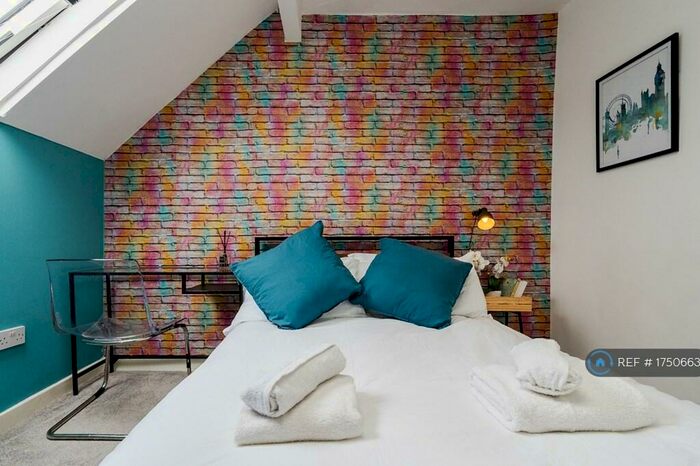 2 Bedroom Flat To Rent In Hartington Road, Toxteth, Liverpool, L8