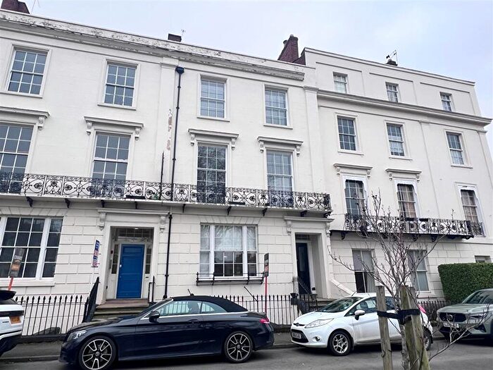 2 Bedroom Apartment For Sale In Bertie Terrace, Warwick Place, Leamington Spa, CV32