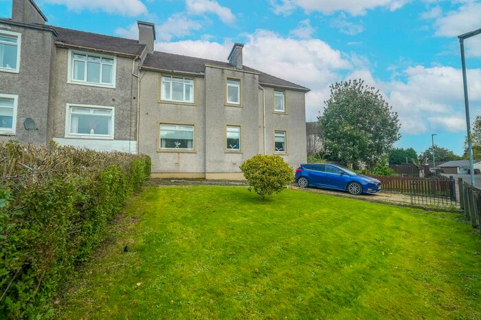 3 Bedroom Flat For Sale In Newbattle Avenue, Calderbank, Airdrie, ML6