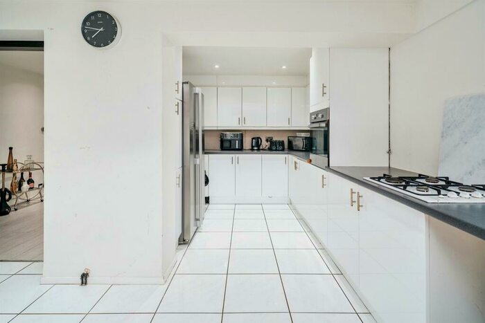 3 Bedroom Terraced House For Sale In The Croft, Broxbourne, EN10