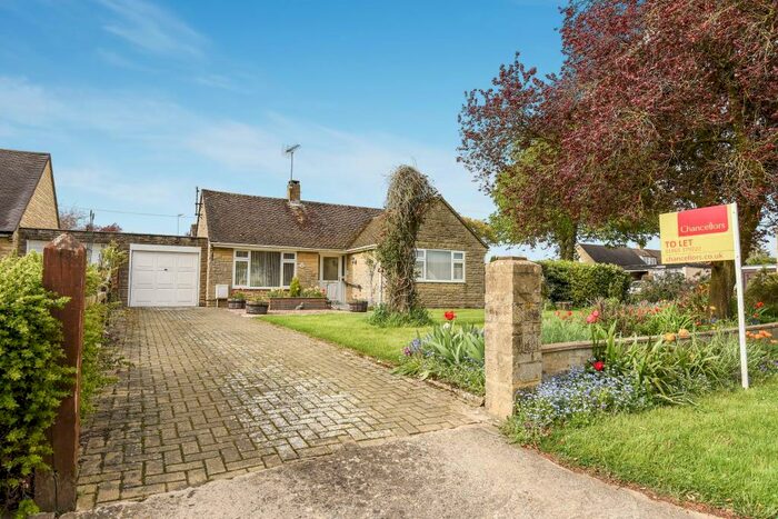 2 Bedroom Detached Bungalow To Rent In Middle Barton, Oxfordshire, OX7