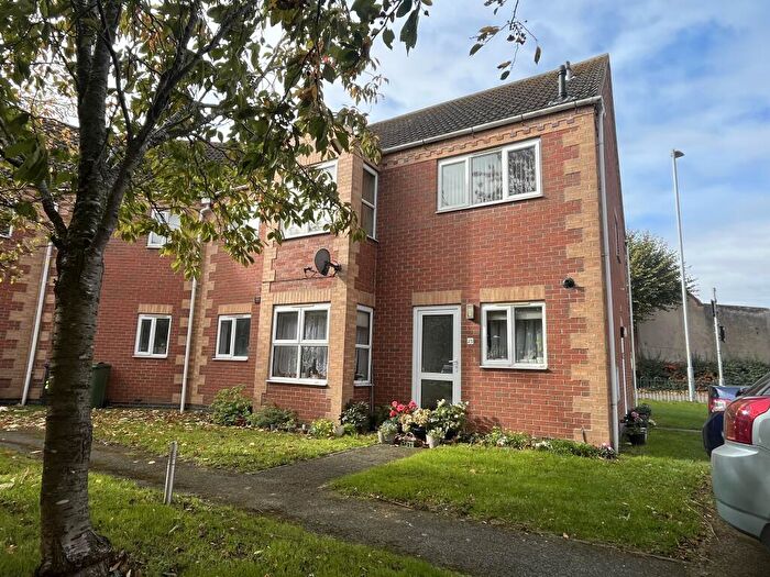 2 Bedroom Flat For Sale In Annies Wharf, Loughborough, Leicestershire, LE11