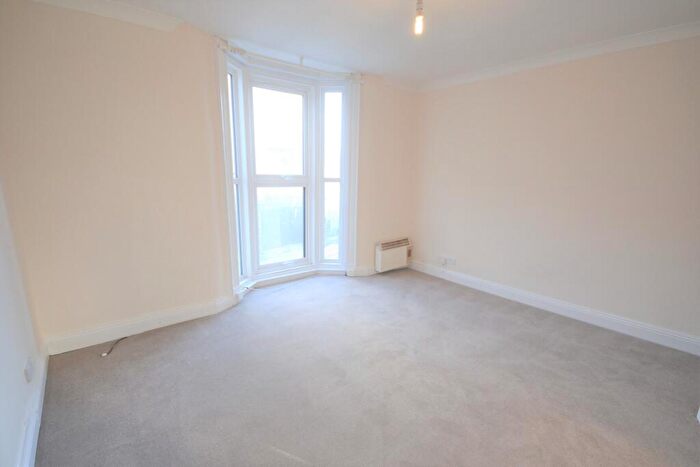 1 Bedroom Flat To Rent In Dorset Gardens, Brighton, BN2