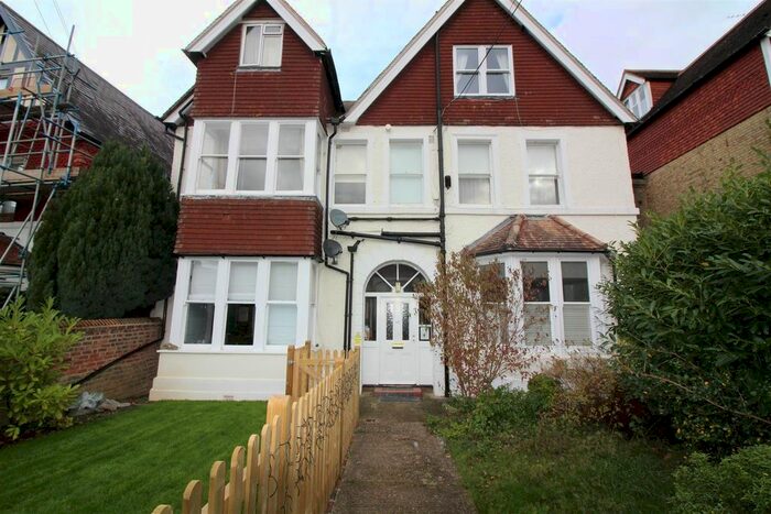 2 Bedroom Flat To Rent In Eardley Road, Sevenoaks, TN13