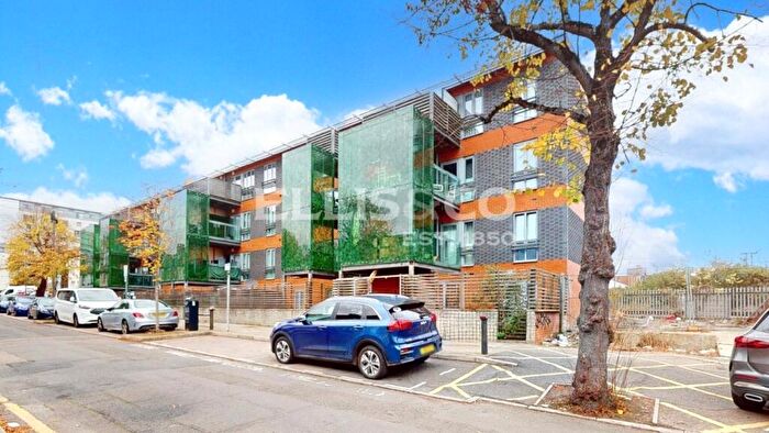 1 Bedroom Apartment For Sale In Station Grove, Wembley, HA0