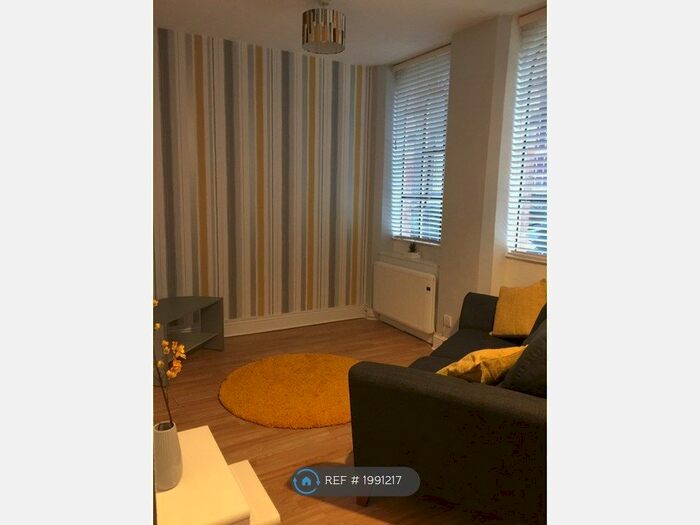 1 Bedroom Flat To Rent In Branson Court, Kettering, NN16