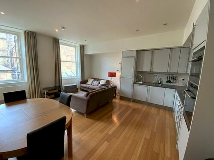 2 Bedroom Flat To Rent In Old Infirmary Lane, Edinburgh, EH1