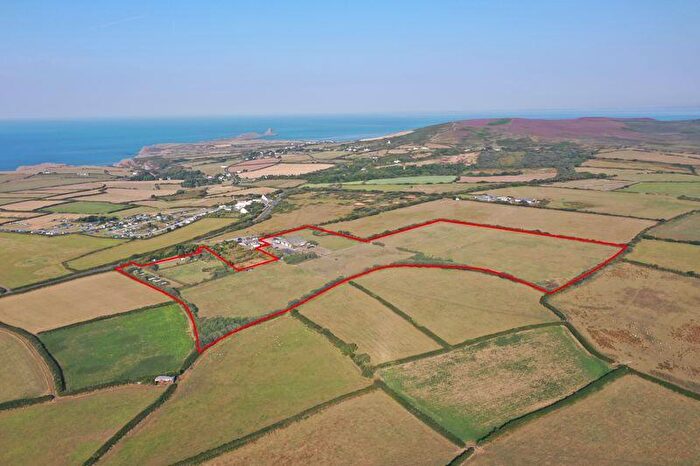 2 Bedroom Smallholding For Sale In Pilton Moor Stables, Pitton Cross, Rhossili, SA3