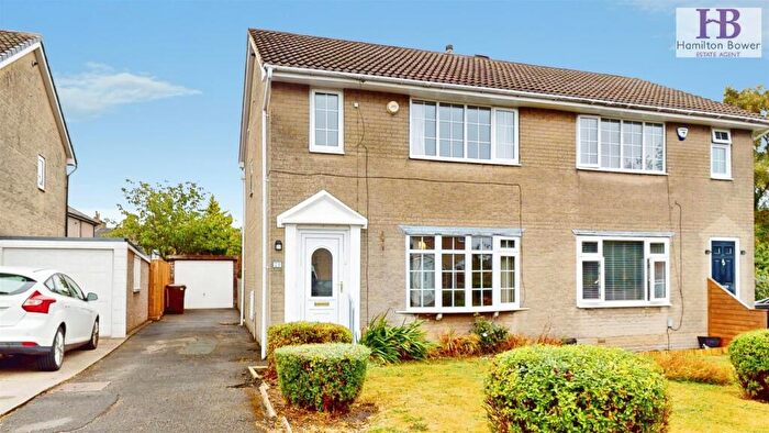 3 Bedroom Semi Detached House For Sale In Oakroyd Avenue, Wibsey, Bradford, BD6