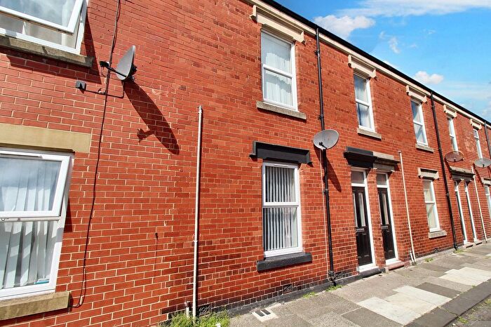 2 Bedroom Flat To Rent In Croft Road, Blyth, NE24