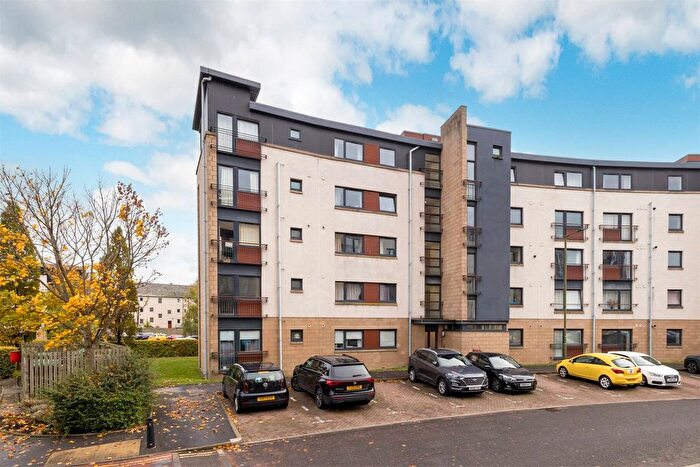 2 Bedroom Flat For Sale In East Pilton Farm Crescent, Fettes, Edinburgh, EH5