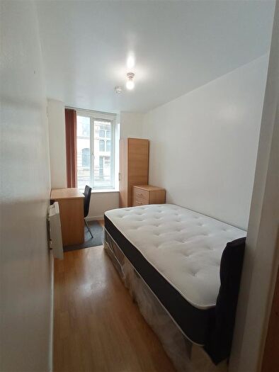 1 Bedroom Flat To Rent In Sunbridge Road, Bradford, BD1