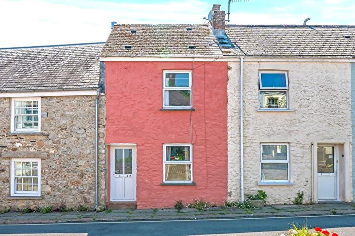 2 Bedroom Cottage For Sale In Wellington Square, South Brent, TQ10