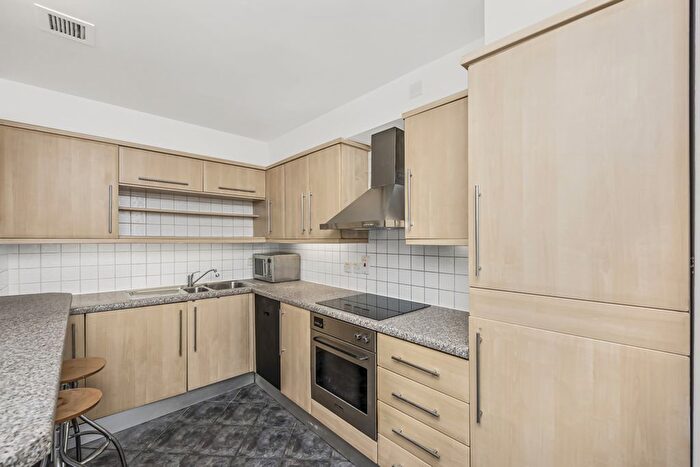 1 Bedroom Flat To Rent In B Belvedere Road, County Hall, Waterloo, London, SE1