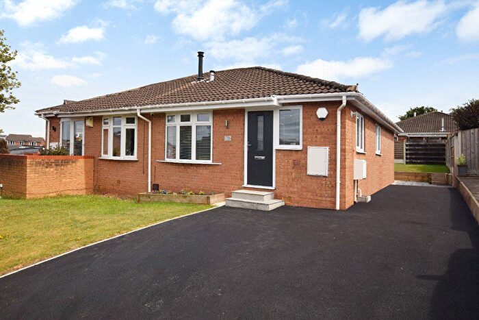 2 Bedroom Bungalow For Sale In Grove Park, Calder Grove, Wakefield, West Yorkshire, WF4