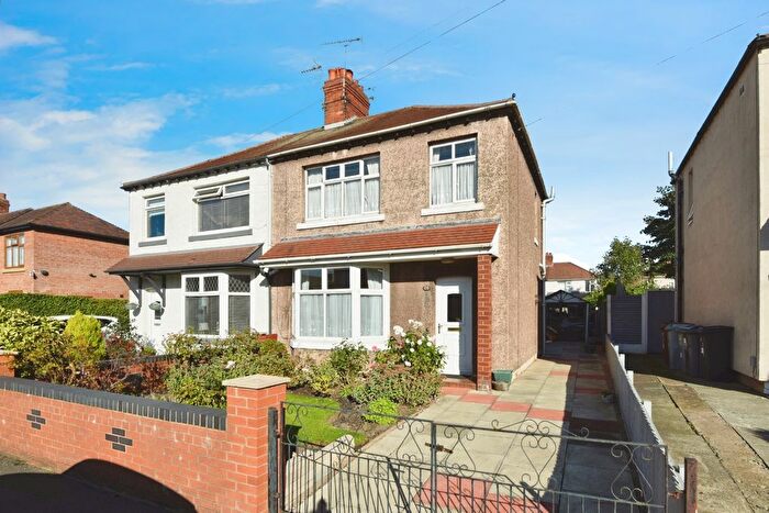 3 Bedroom Semi-detached House For Sale In Cliffe Road, Crewe, Cheshire, CW1
