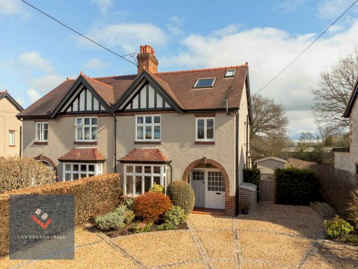 4 Bedroom Semi-Detached House For Sale In Whitchurch Road, Spurstow, CW6