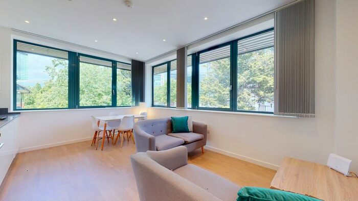 1 Bedroom Flat To Rent In Riverbank Way, Brentford, TW8