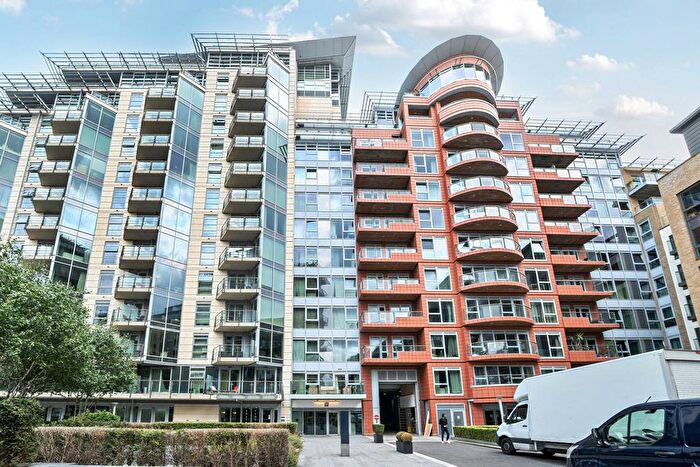 2 Bedroom Flat To Rent In Battersea Reach, Battersea, London, SW18