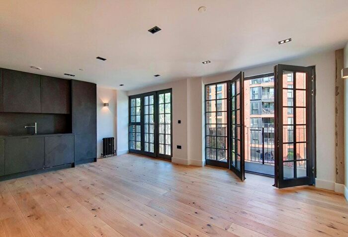 2 Bedroom Flat To Rent In Heaton Road London, SE15