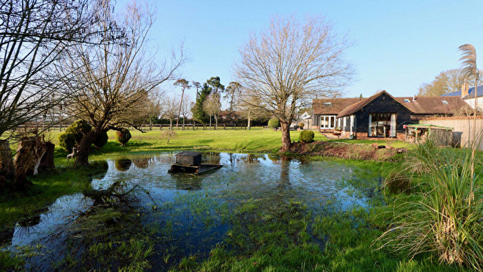 4 Bedroom Barn Conversion For Sale In Heath End Road, Little Kingshill, Great Missenden, HP16