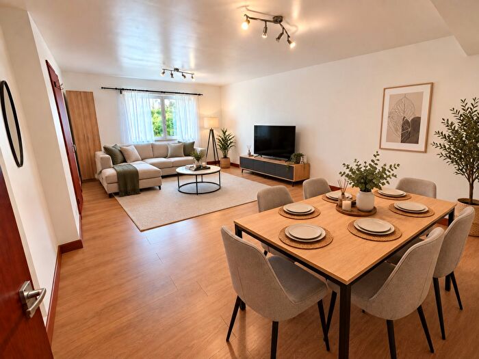 1 Bedroom Flat To Rent In Lyon Street, SO14