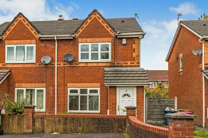 2 Bedroom Semi-Detached House To Rent In Windmill Avenue, Salford, M5