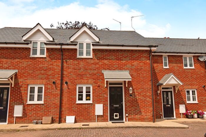 2 Bedroom Property For Sale In Seymour Gardens, Amesbury, Salisbury, SP4